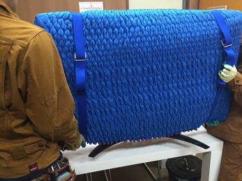 液晶テレビ運搬_4